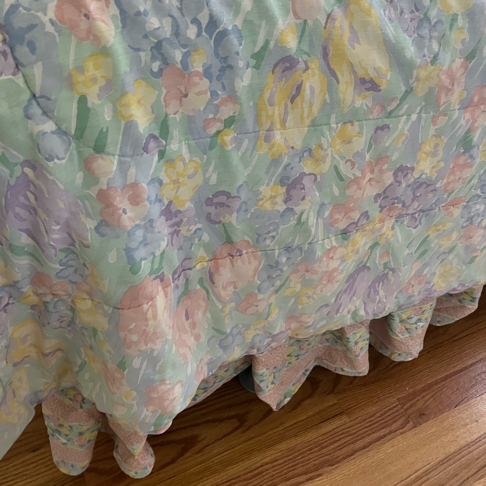 🌻4-piece full size comforter set - Picture 4 of 16